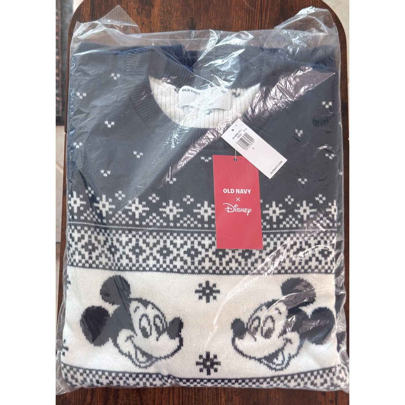 Old Navy x Disney Mickey Mouse Fair Isle Sweater – Men's Large – NWT