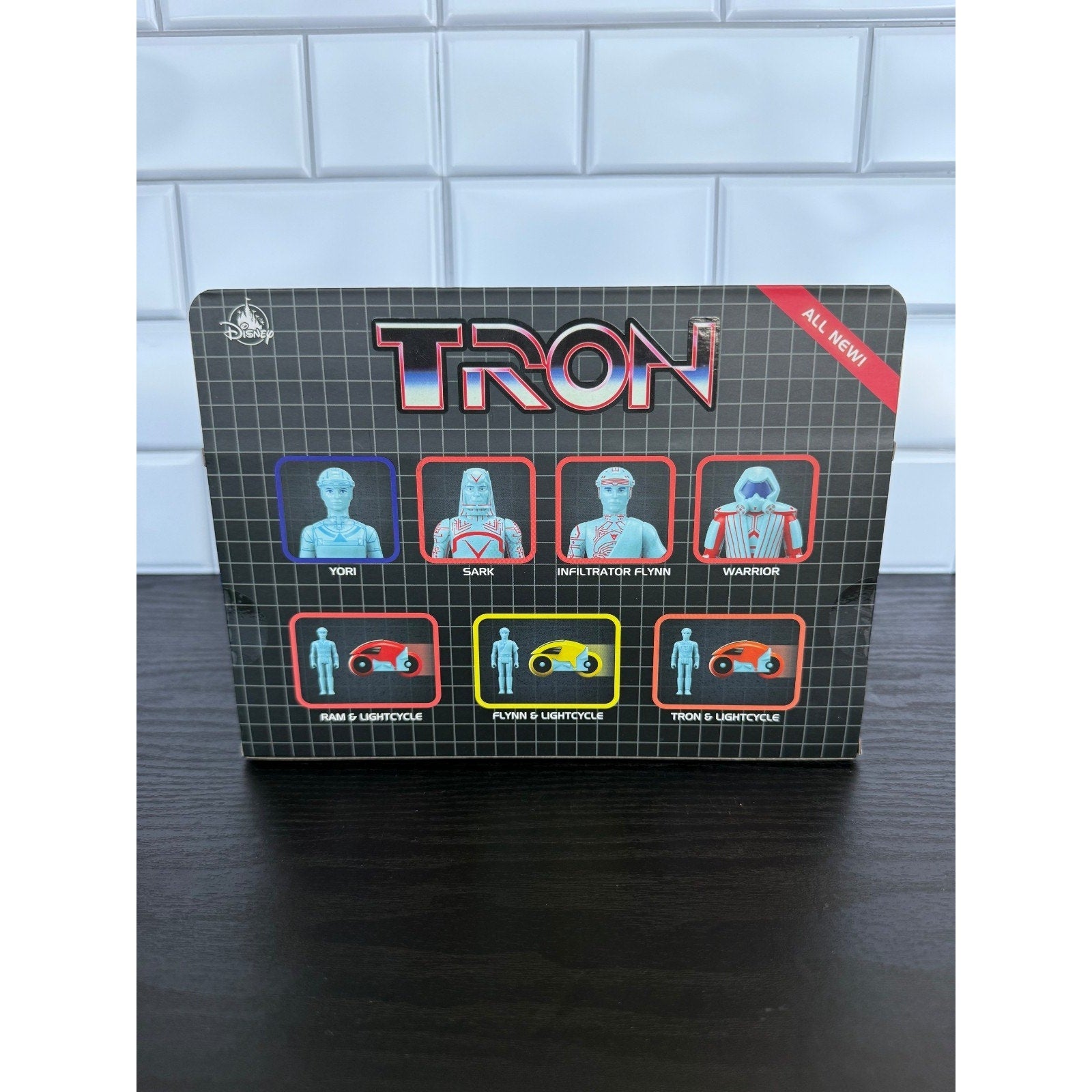 Disney Parks Super7 Tron ReAction Figure: FLYNN & Lightcycle Set NEW