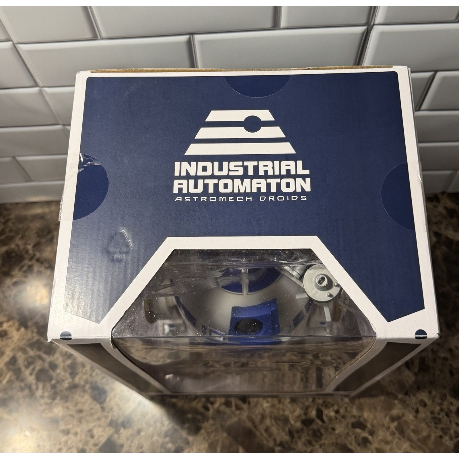 Disney Star Wars Galaxy's Edge R2-D2 RC Interactive Droid with Serving Tray NIB