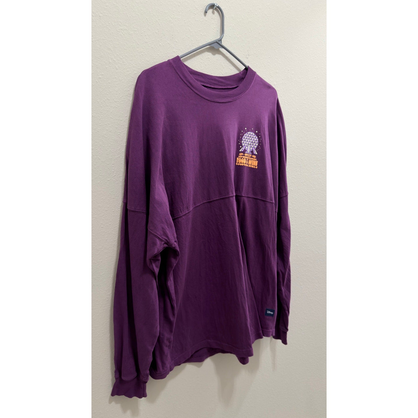 Disney 2024 Epcot Food and Wine Festival Chef Mickey Spirit Jersey Large NWT
