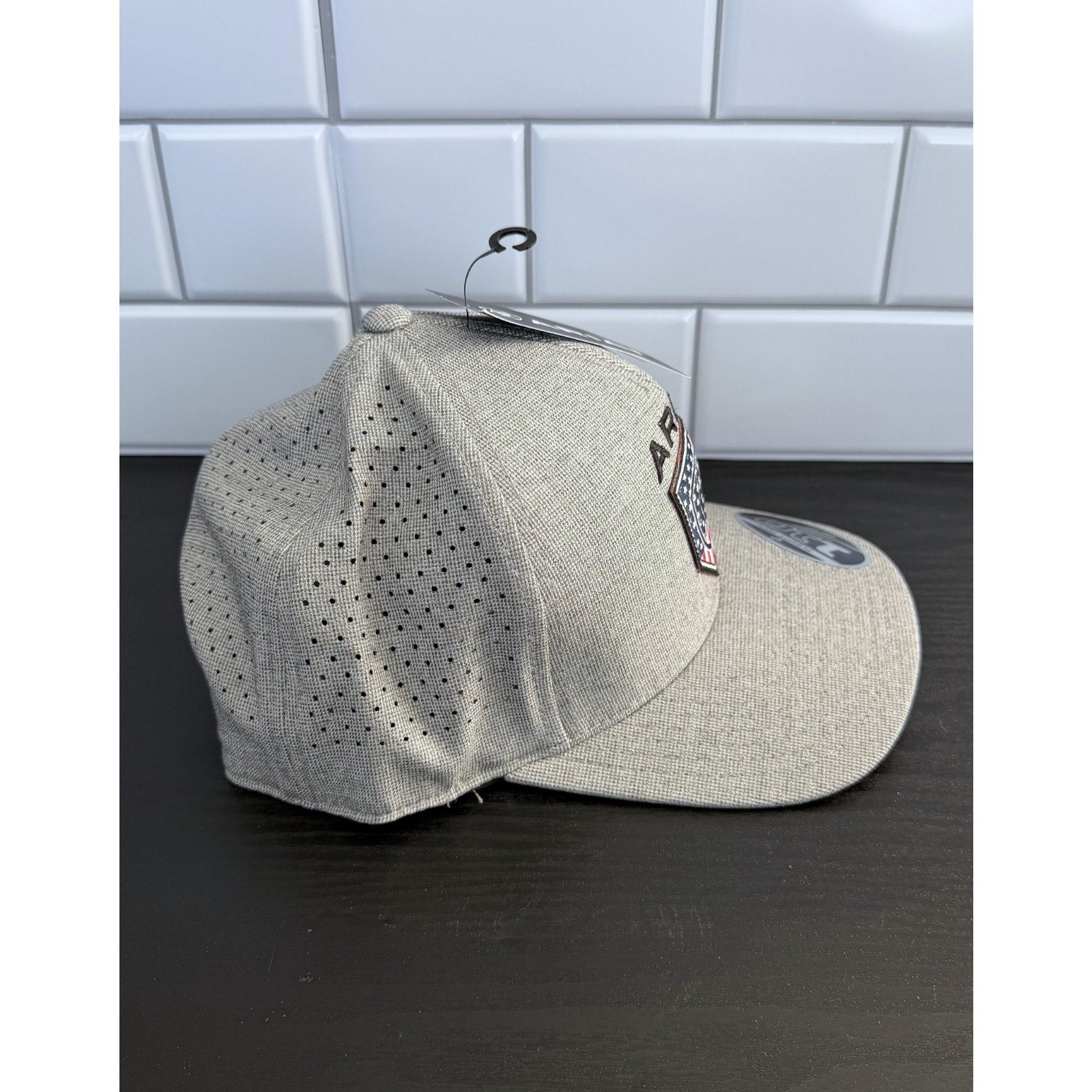 Ariat Men's Flexfit USA Flag Patch Adjustable Snapback Cap Hat (Grey)