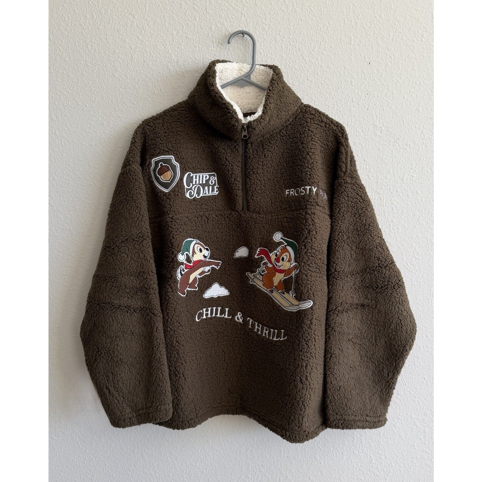 NEW Disney Women's Chip 'n Dale Winter Sherpa Pullover Adult Large