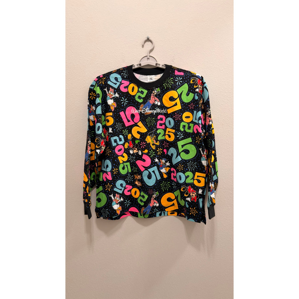 Walt Disney World 2025 Mickey & Friends Crewneck Sweatshirt Medium NWT