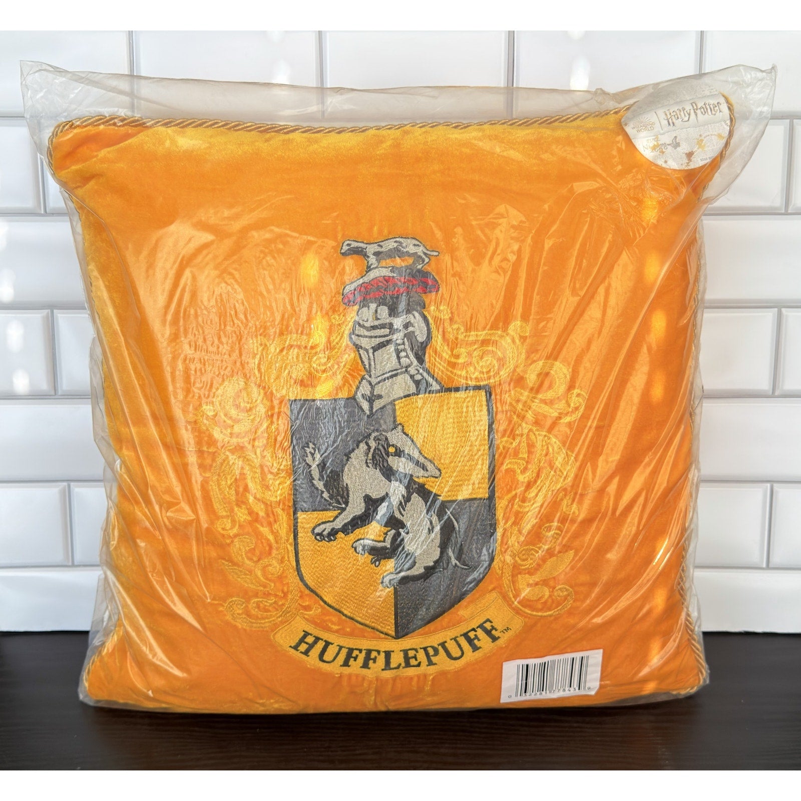 Harry Potter Hufflepuff 20" x 20" Decorative Pillow NEW