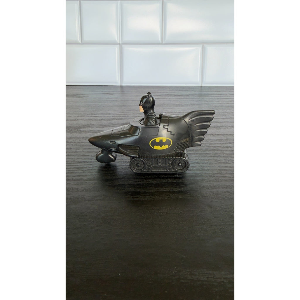 Vintage Batman 1991 DC Comics Car Character Toy Action Figure Vehicle BatMobile