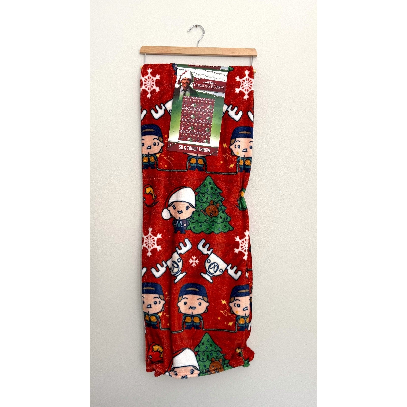 NEW National Lampoon's Christmas Vacation 50x70 Silk Touch Throw Blanket