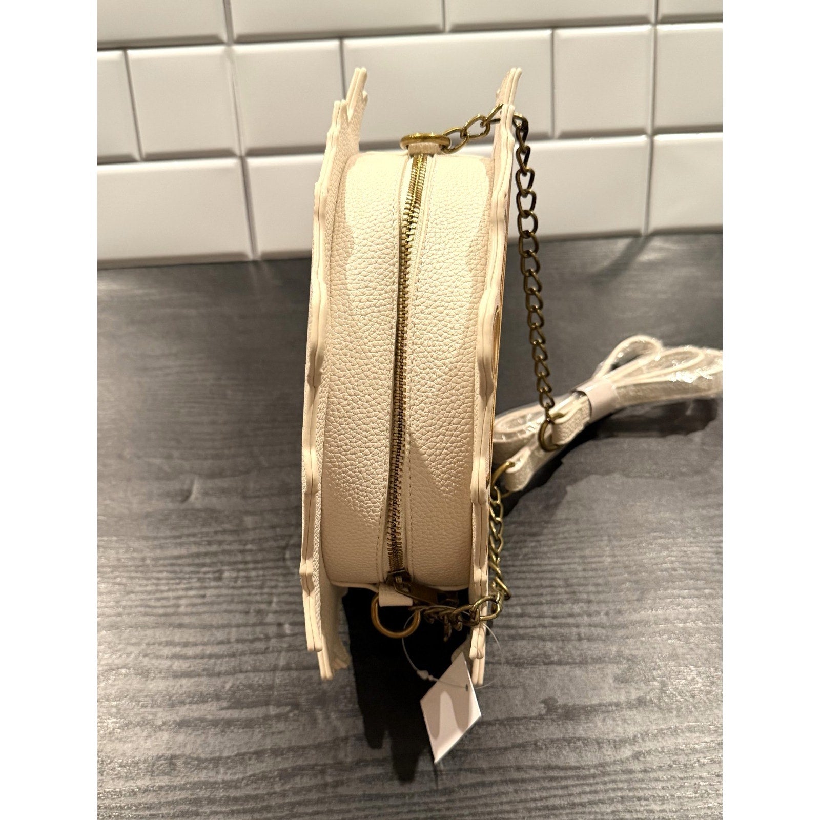 NEW Universal Studios 2025 Epic Universe Logo Crossbody Bag