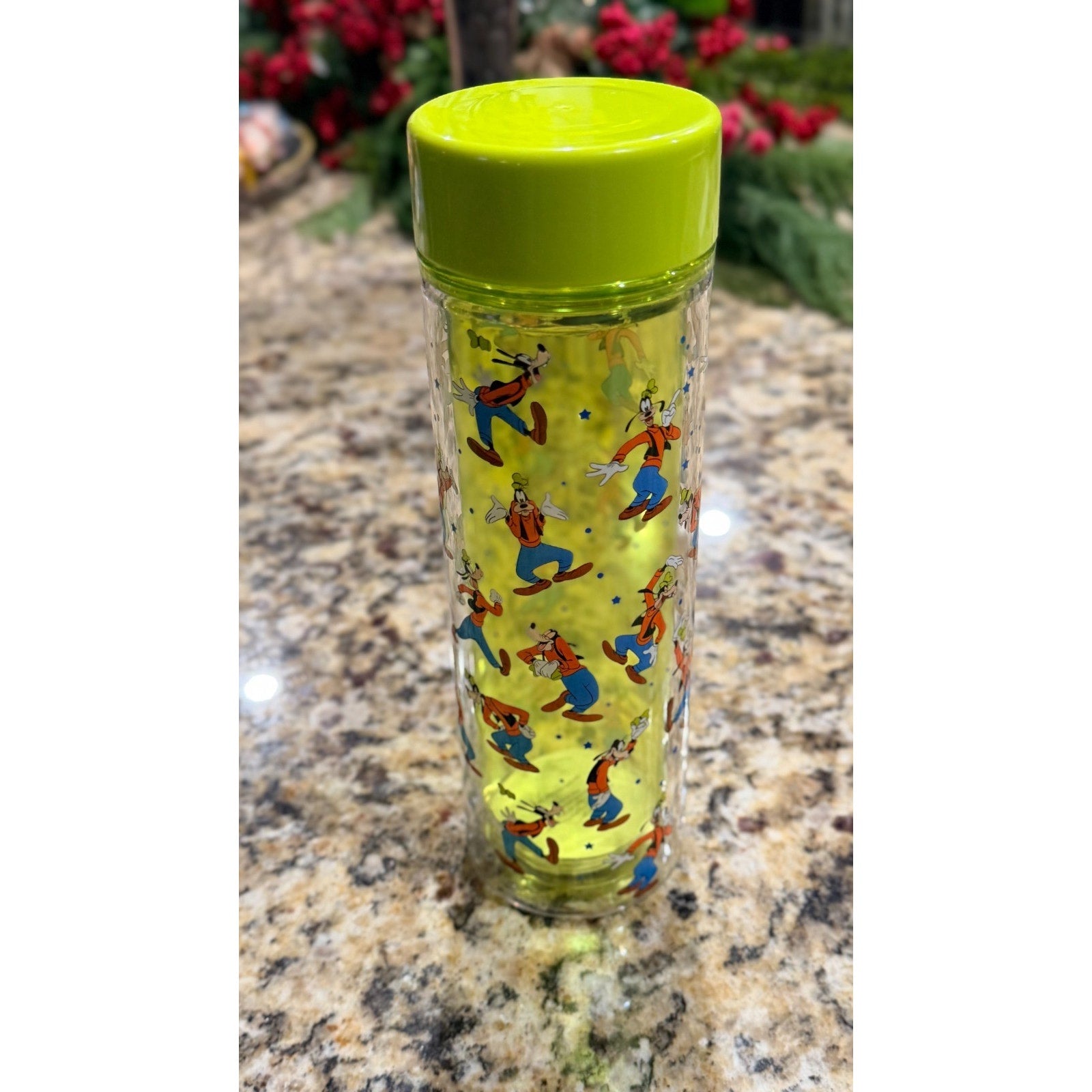 NEW Disney Parks Goofy Lime Green 20oz Water Bottle