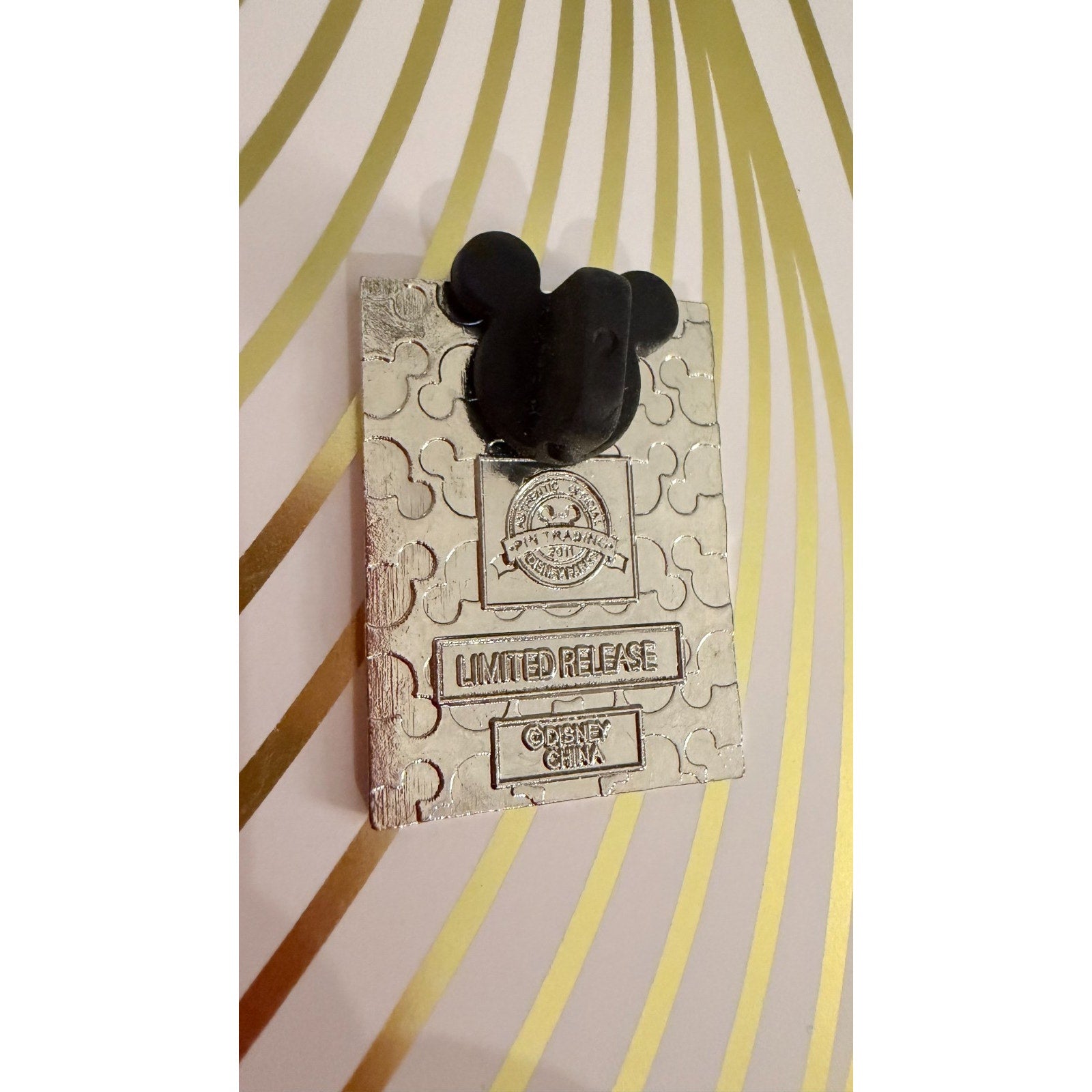 Disney Parks 2011 Black & White Snapshots: Cheshire Cat Limited Release Pin