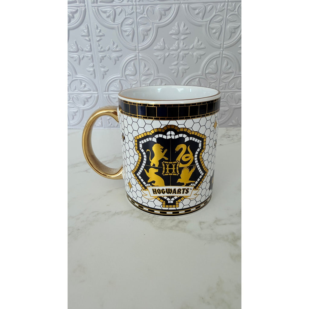 Harry Potter Hogwarts Crest Mosaic Ceramic Coffee Mug Gold Handle 20oz NWT
