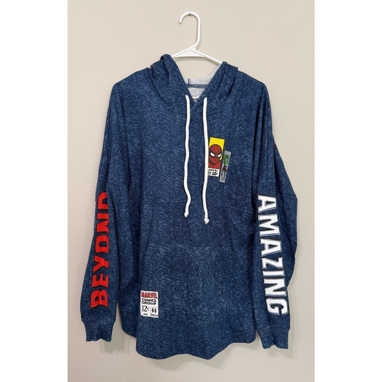 Marvel x Spirit Jersey Spider-Man "Beyond Amazing" Hoodie Large NWT