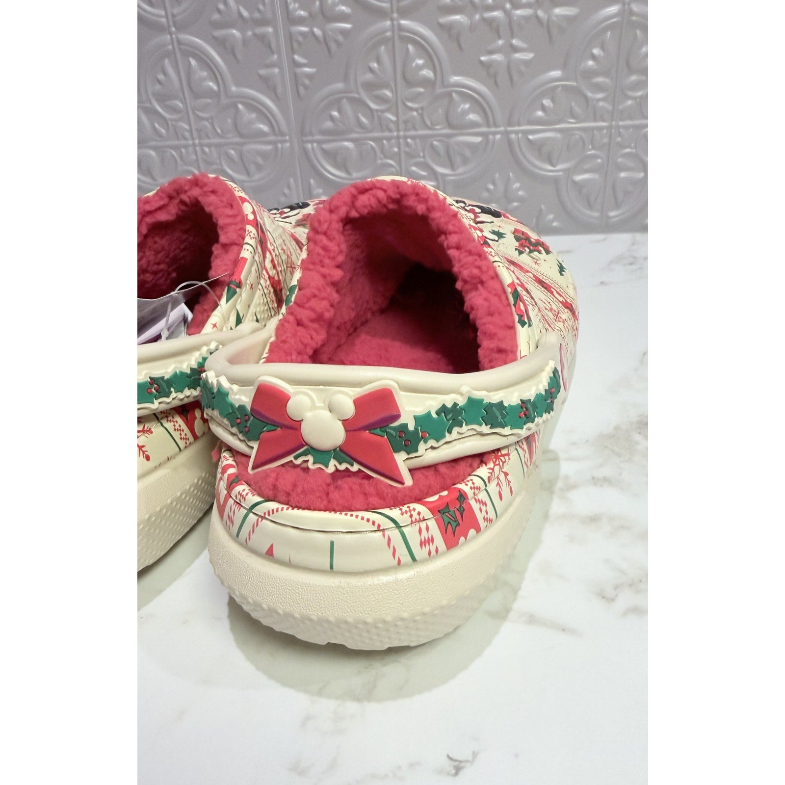 Disney Parks Mickey Mouse Santa Holiday Fair Isle Lined Crocs (M10/W12)
