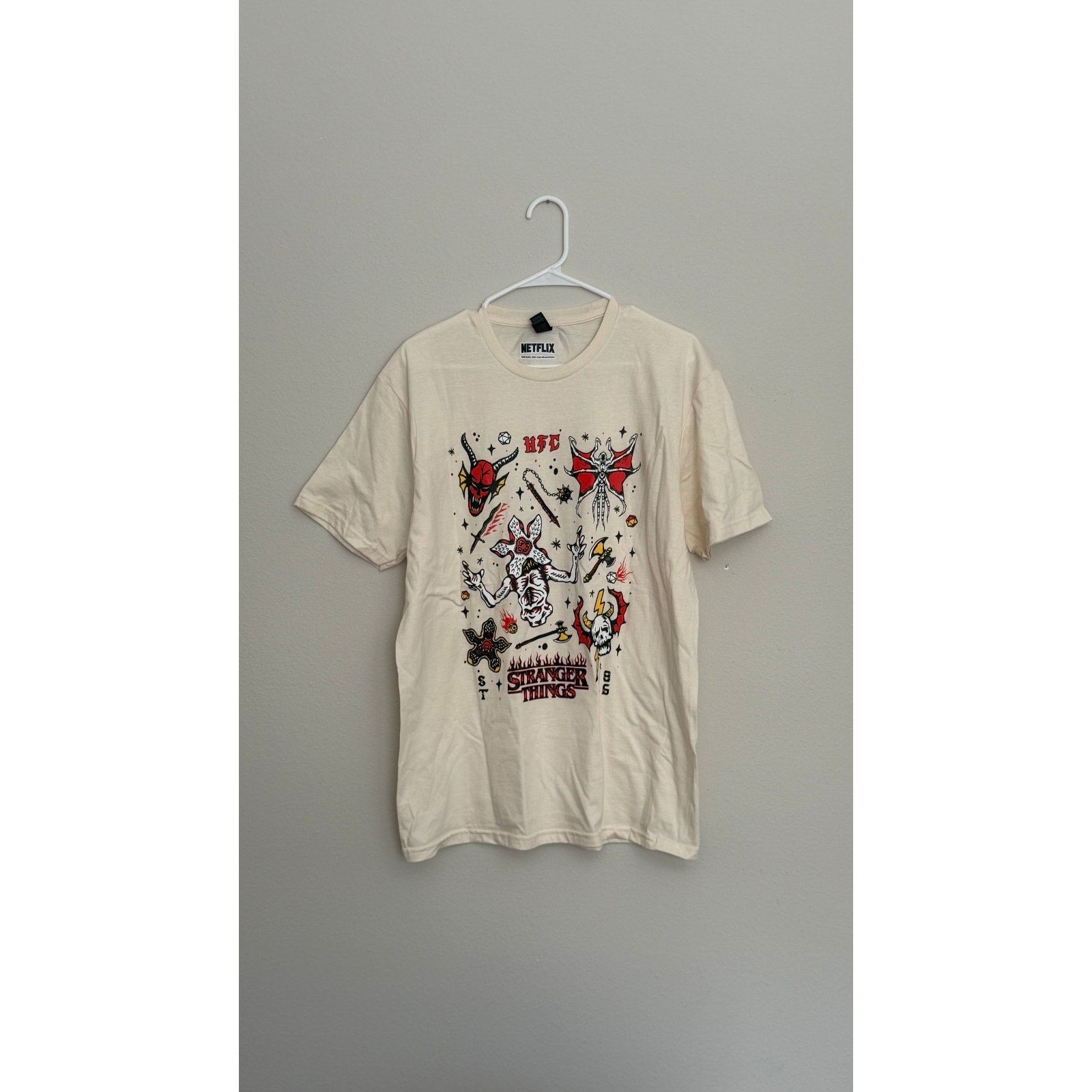 Stranger Things HELLFIRE CLUB Icon Collage T-Shirt - Men's Large NWT