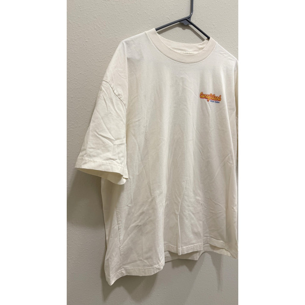 Hollister Men's Boxy Cut Heavyweight Coney Island T-shirt - Large - Preowned