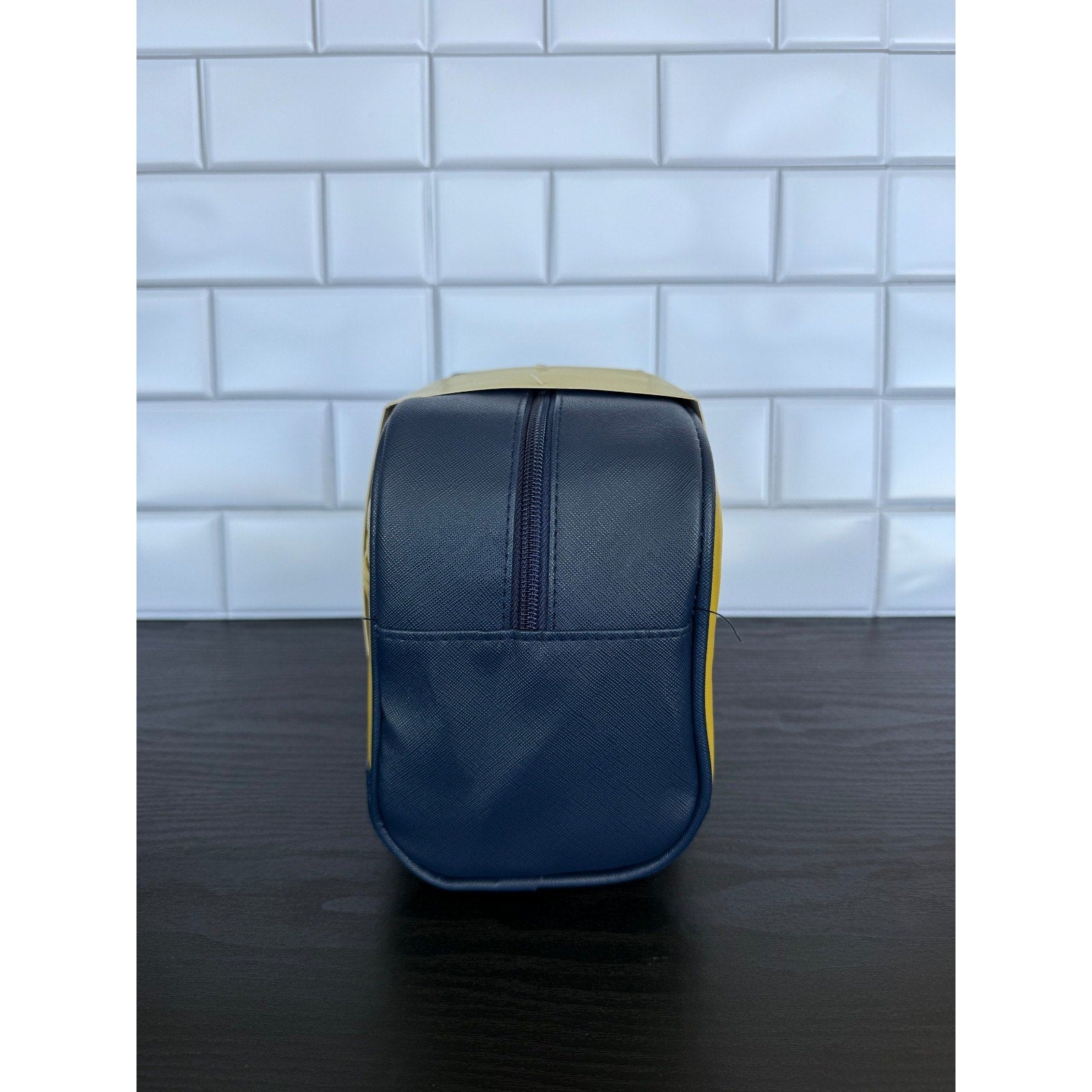 Mossimo 7-Piece Fresh On-The-Go Personal Care Bag – NWT