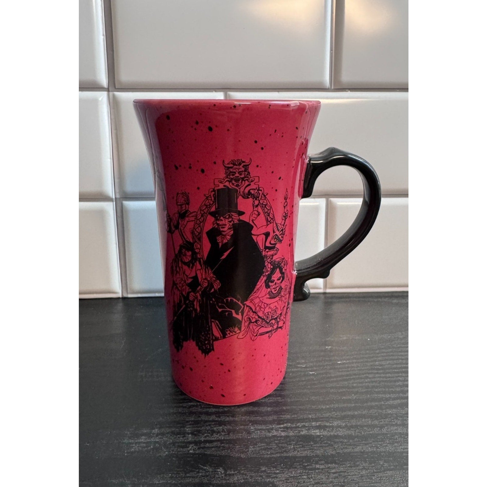 Haunted Mansion (2023 Film) Gracey Manor/Hatbox Ghost Ceramic Mug NEW