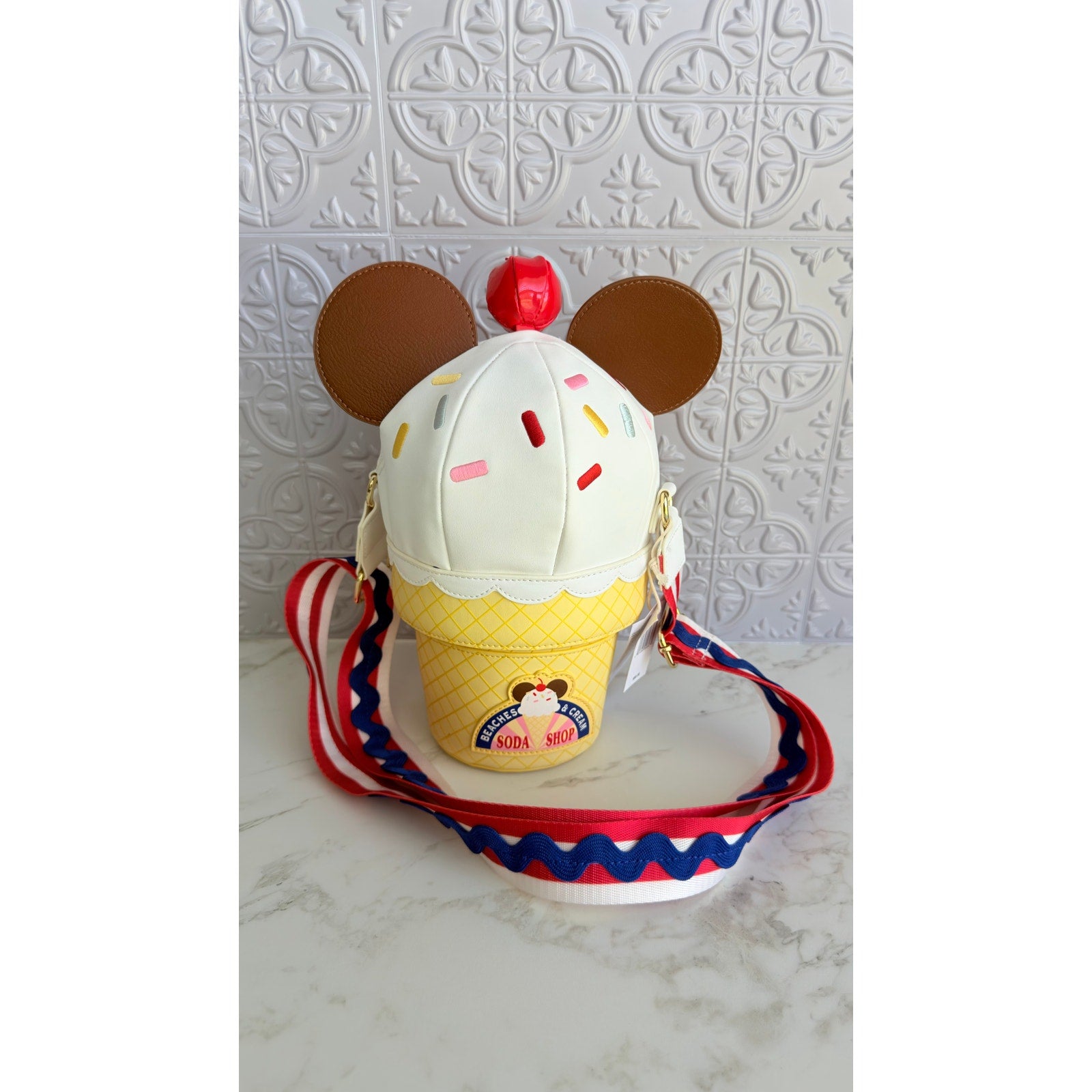 Disney Parks 2026 Beach Club Resort Beaches & Cream Loungefly Crossbody Bag NWT