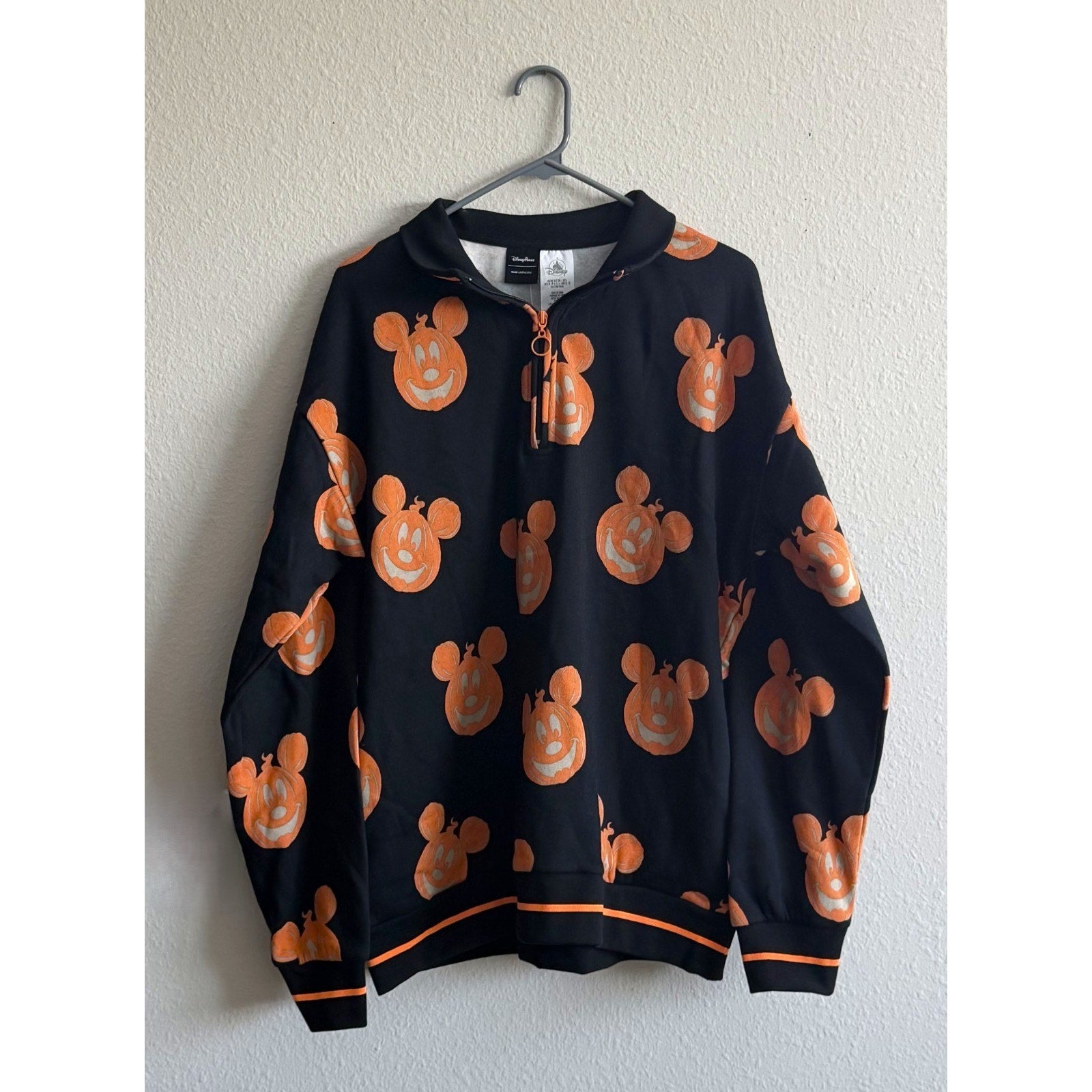 Disney Parks Mickey Mouse Halloween 1/4 Zip Unisex Pullover Sweatshirt XL NWT