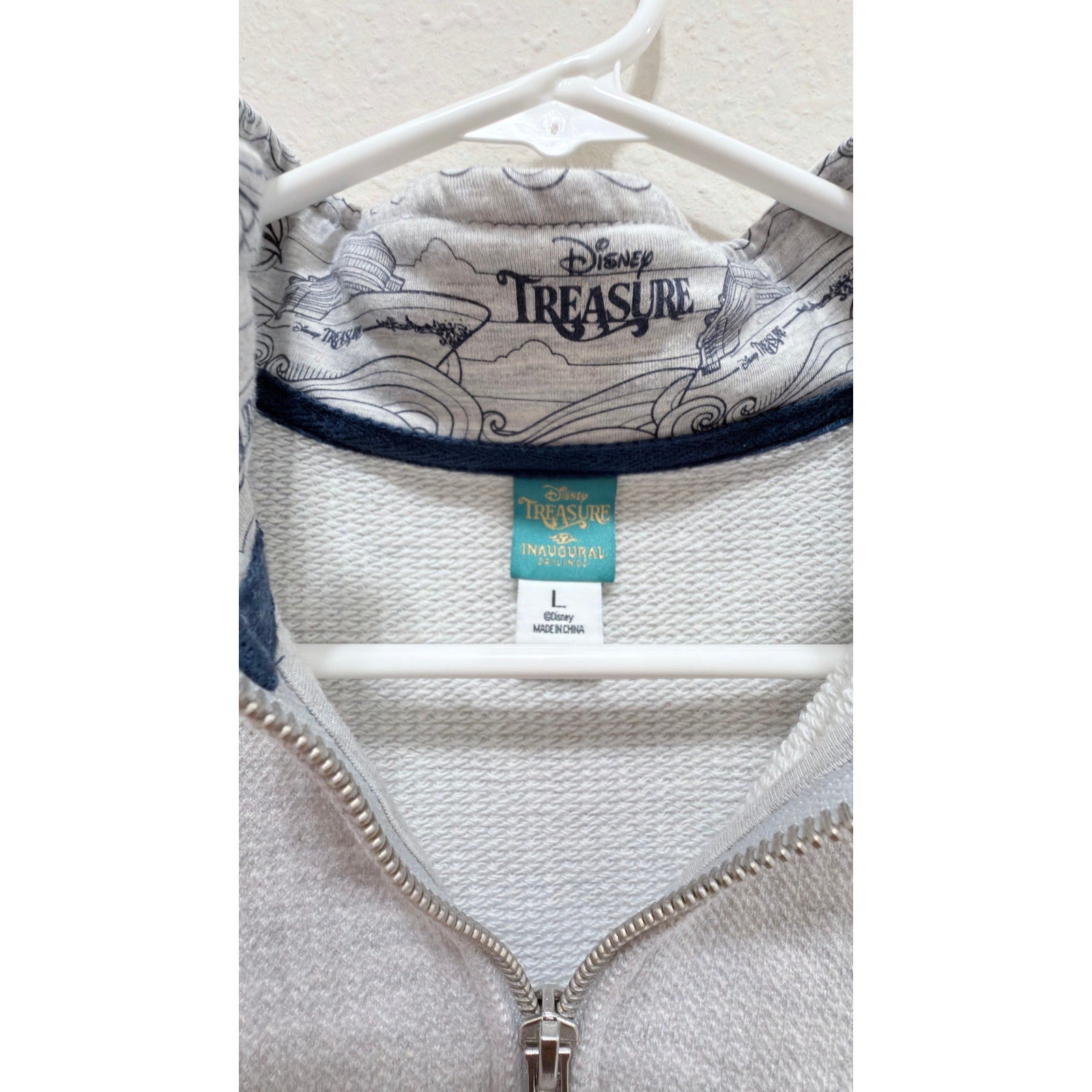 NWT Disney Treasure Inaugural Sailings Quarter-Zip Pullover - Large