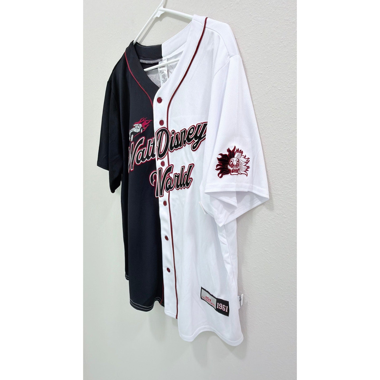 NWT Disney Cruella De Vil 101 Dalmatians Baseball Jersey - Large