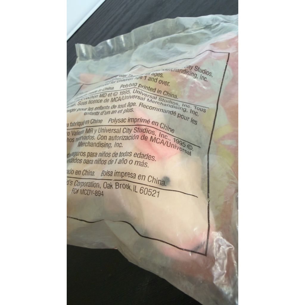 1995 McDonald’s Happy Meal Toy — "Babe" the Gallant Pig (Plush #1)