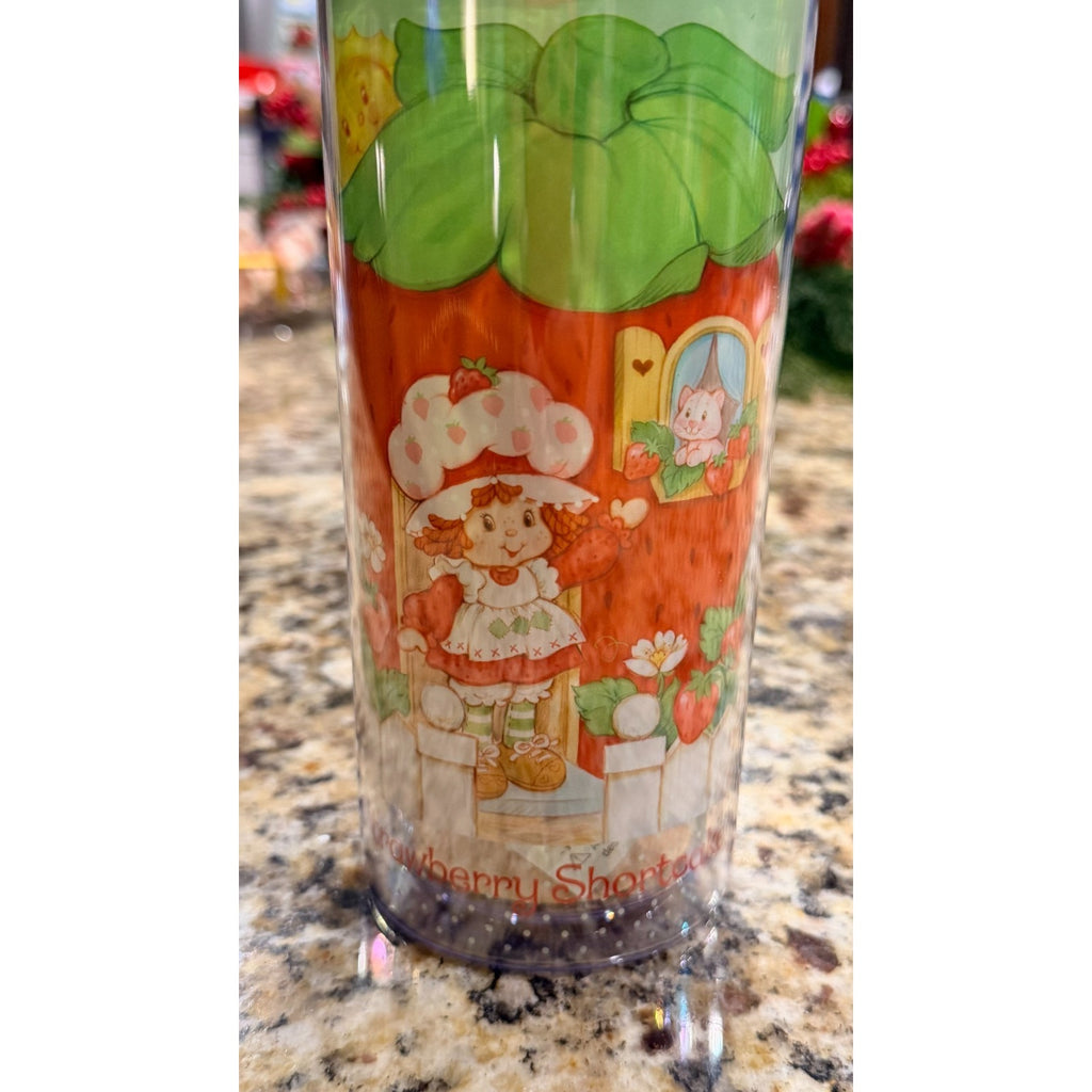 NEW Silver Buffalo Strawberry Shortcake 20oz Insulated Plastic Tumbler