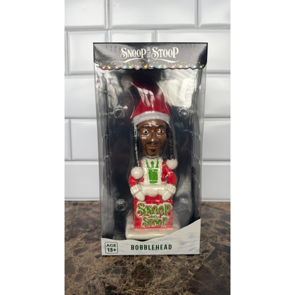 Snoop Dogg "Snoop on The Stoop" Holiday Bobblehead NEW