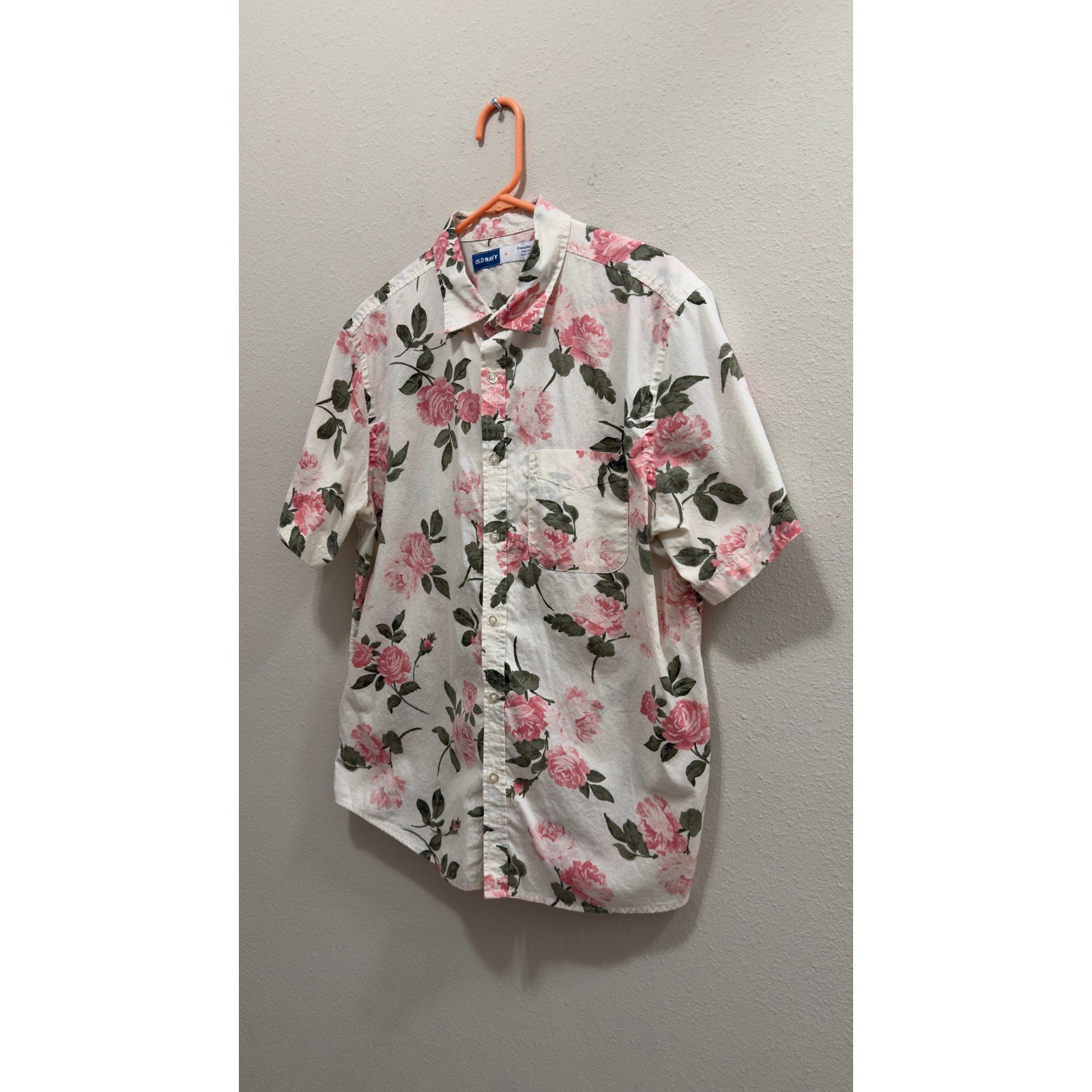 Old Navy Men’s Everyday Shirt Pink Rose Floral Button Down Flex Cream Large