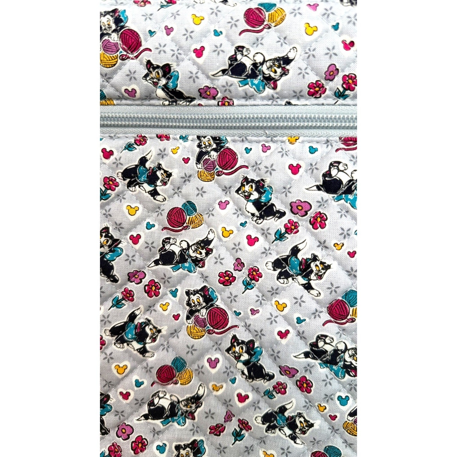 NWT Vera Bradley Disney Playful Figaro Triple Zip Hipster Pinocchio