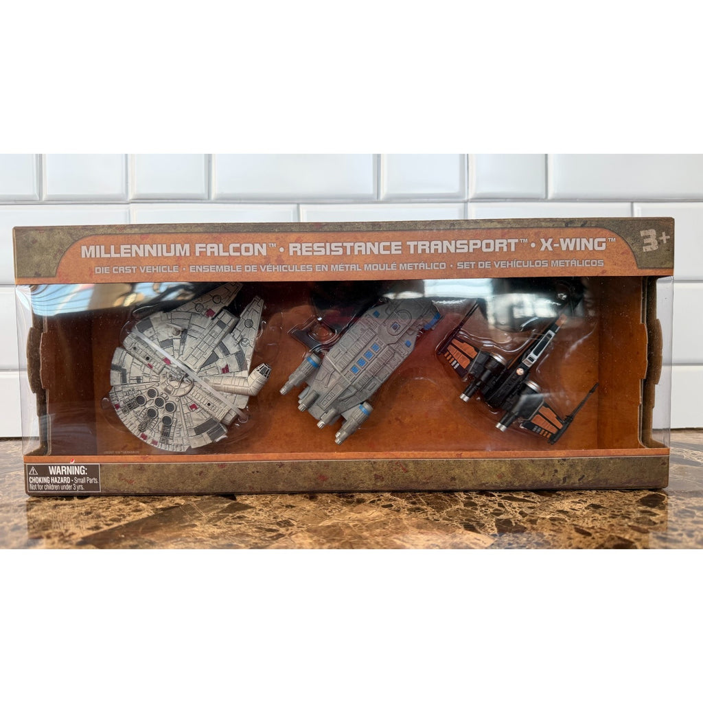 NWT Disney Parks Star Wars Galaxy's Edge Die Cast Ships Millennium Falcon X-Wing