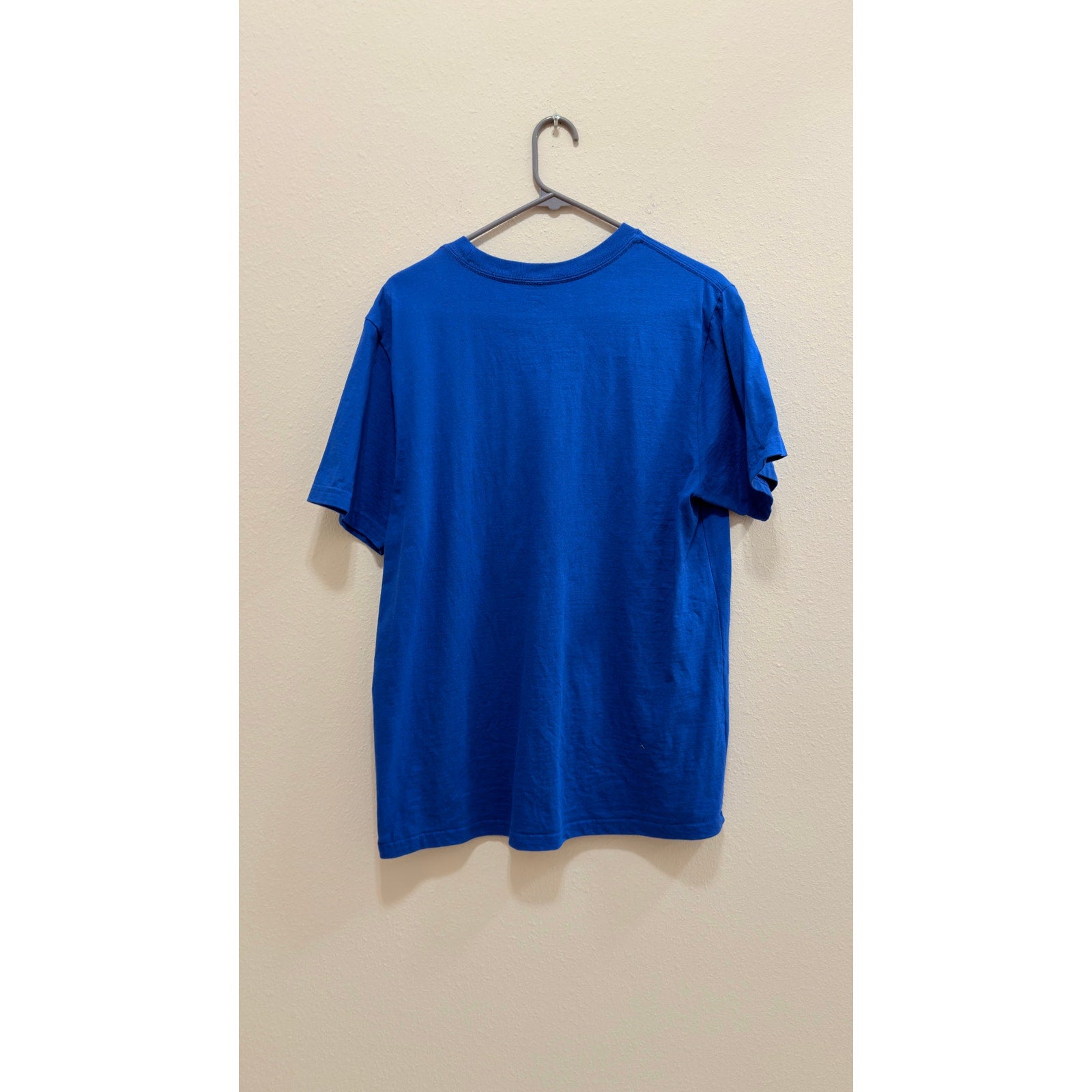 Walt Disney World Mickey Mouse Ears Graphic T-Shirt Blue Size Large NWOT