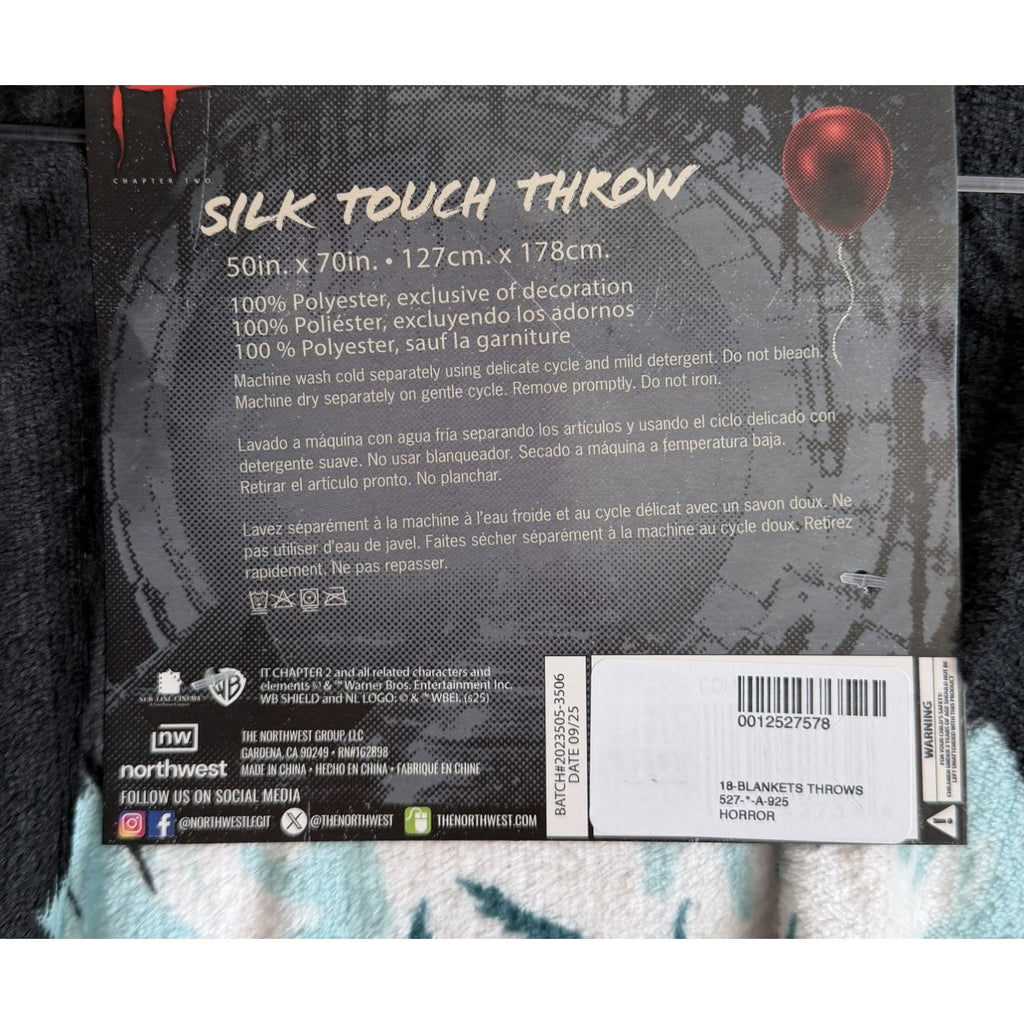 NEW IT Pennywise Halloween Throw Blanket – 50”x70”