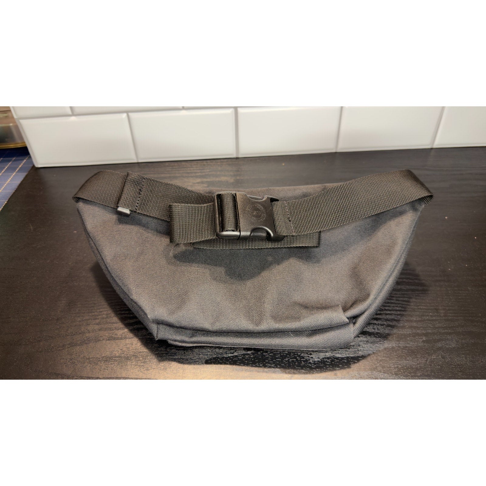 Herschel Supply Co. Hip Pack — Black NWOT