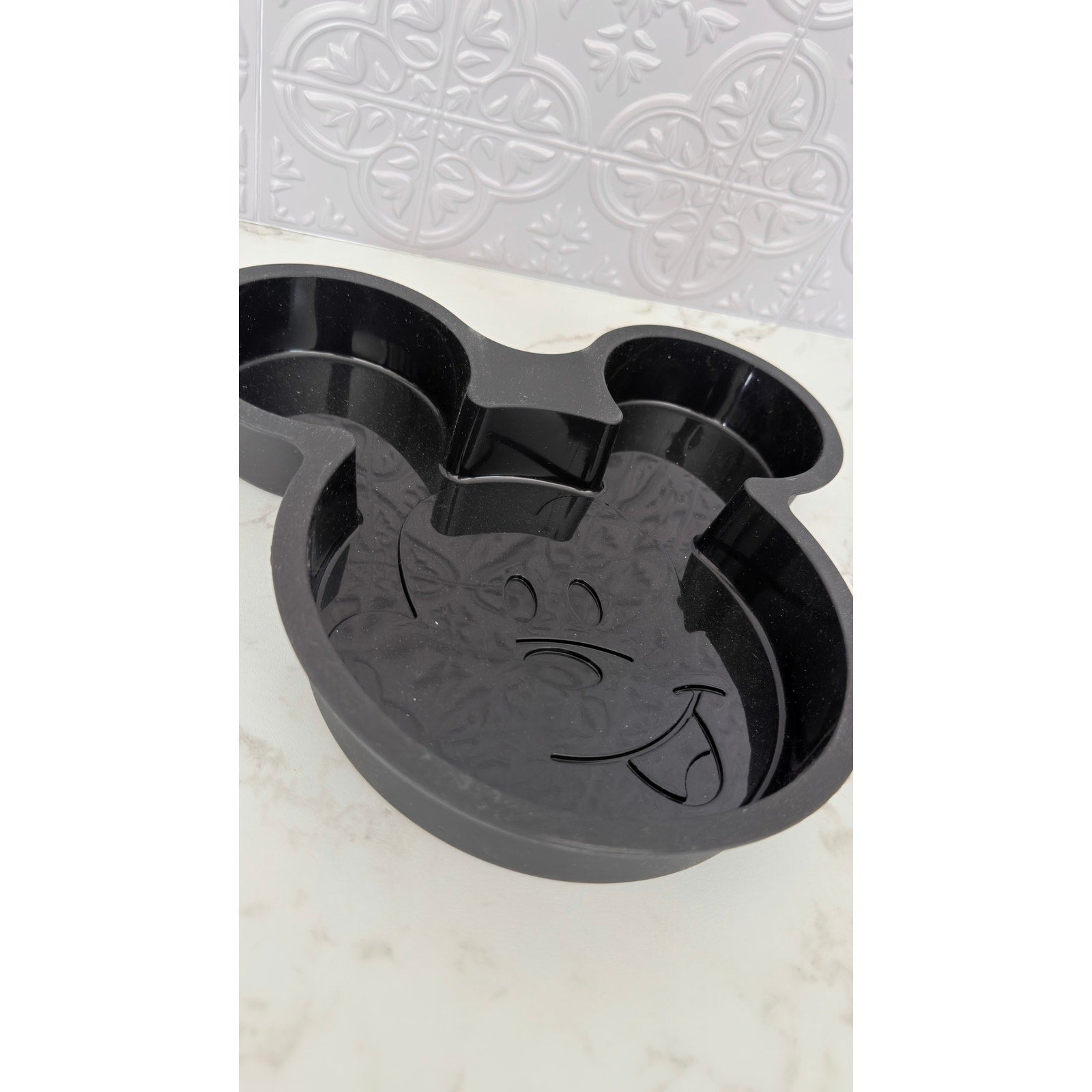 Disney Parks Mousewares Mickey Mouse Silicone Cake Mold Pan NWOT