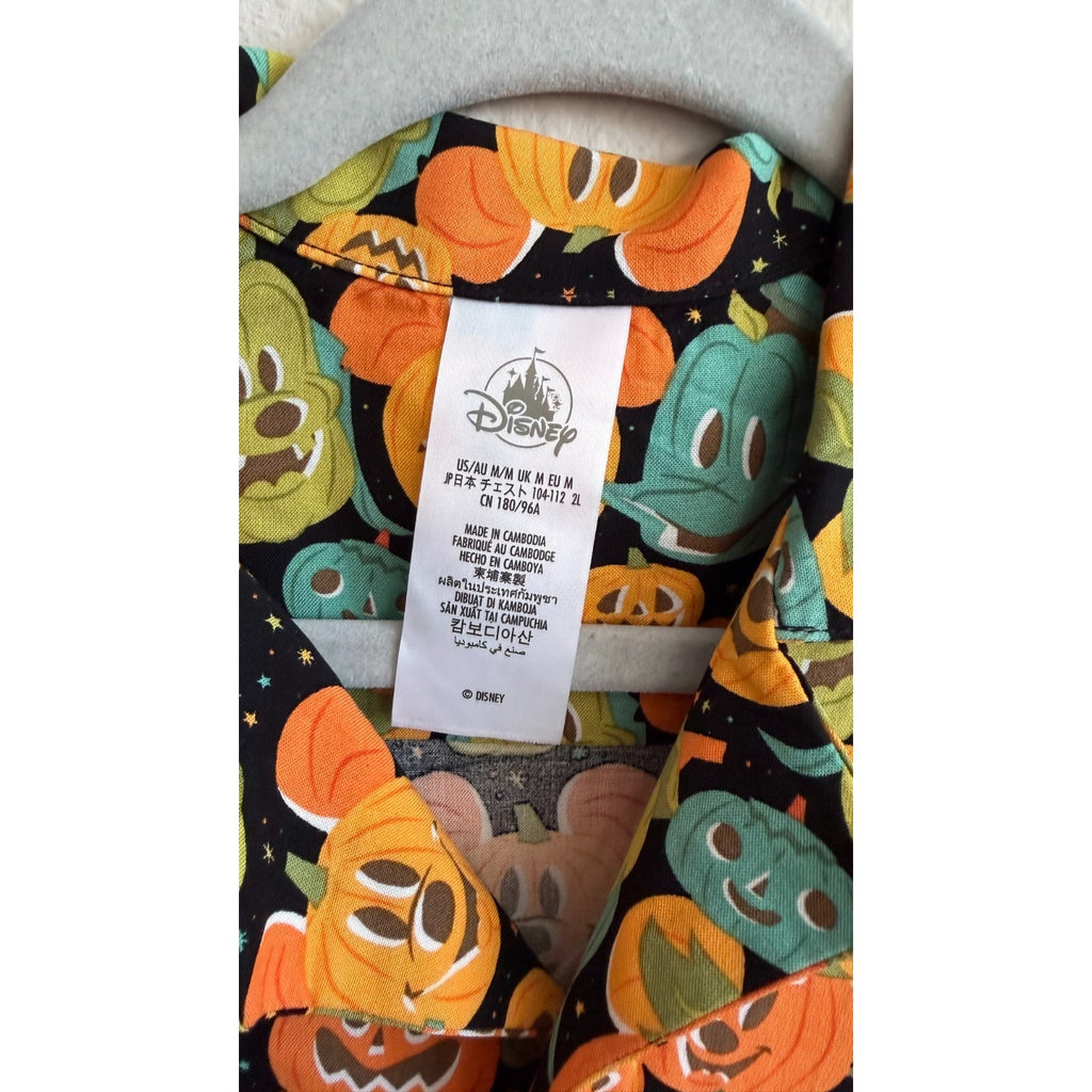 NEW Disney Parks Mickey and Friends Halloween Pumpkins Button-Down Men's Medium