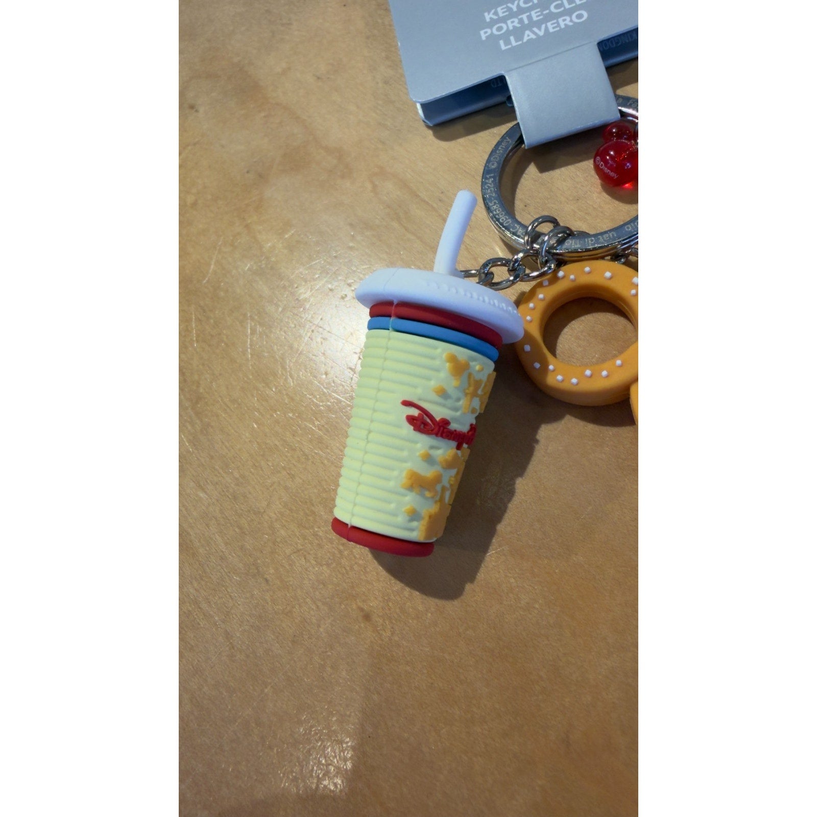 Disney Parks Mickey Pretzel & Soda Drink Bag Tag / Keychain Clip - NWT