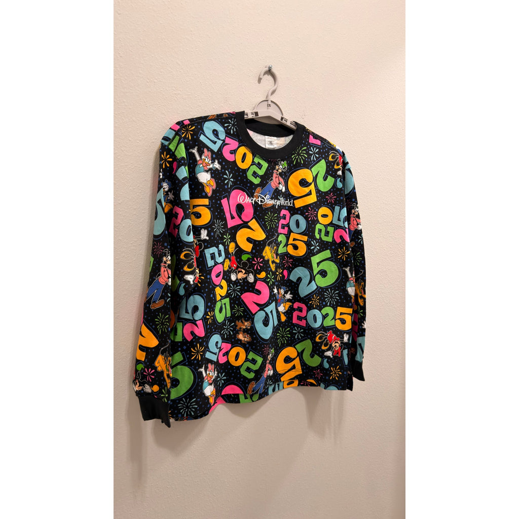 Walt Disney World 2025 Mickey & Friends Crewneck Sweatshirt Medium NWT