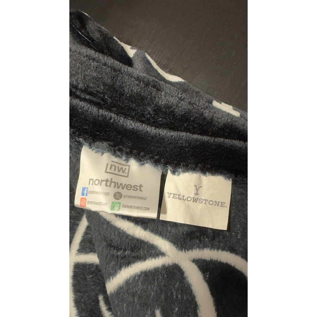 Yellowstone "Whiskey Label" Silk Touch Throw Blanket 46x60