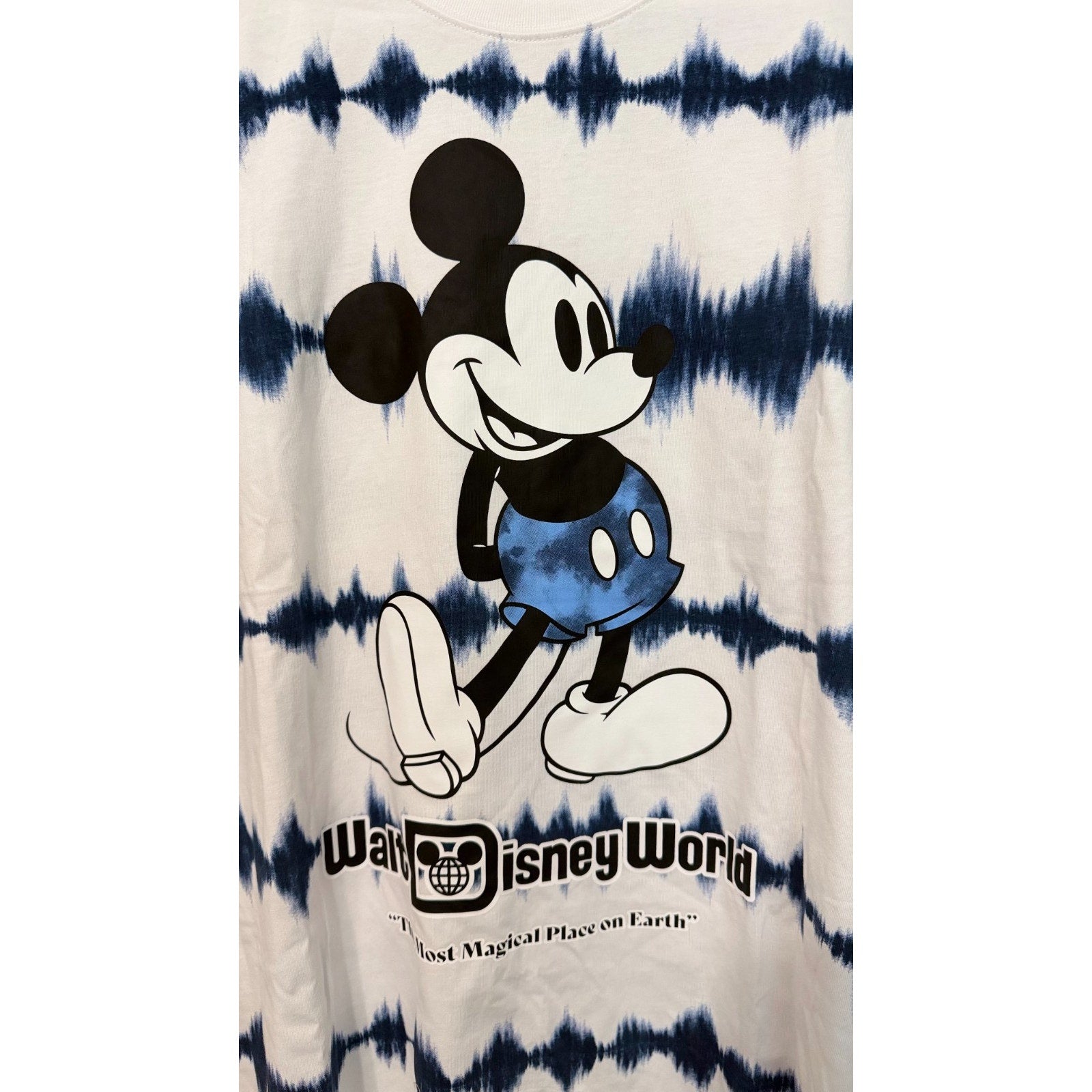 Disney Parks Walt Disney World Mickey Mouse Tie Dye T-Shirt Adult Size Large NWT