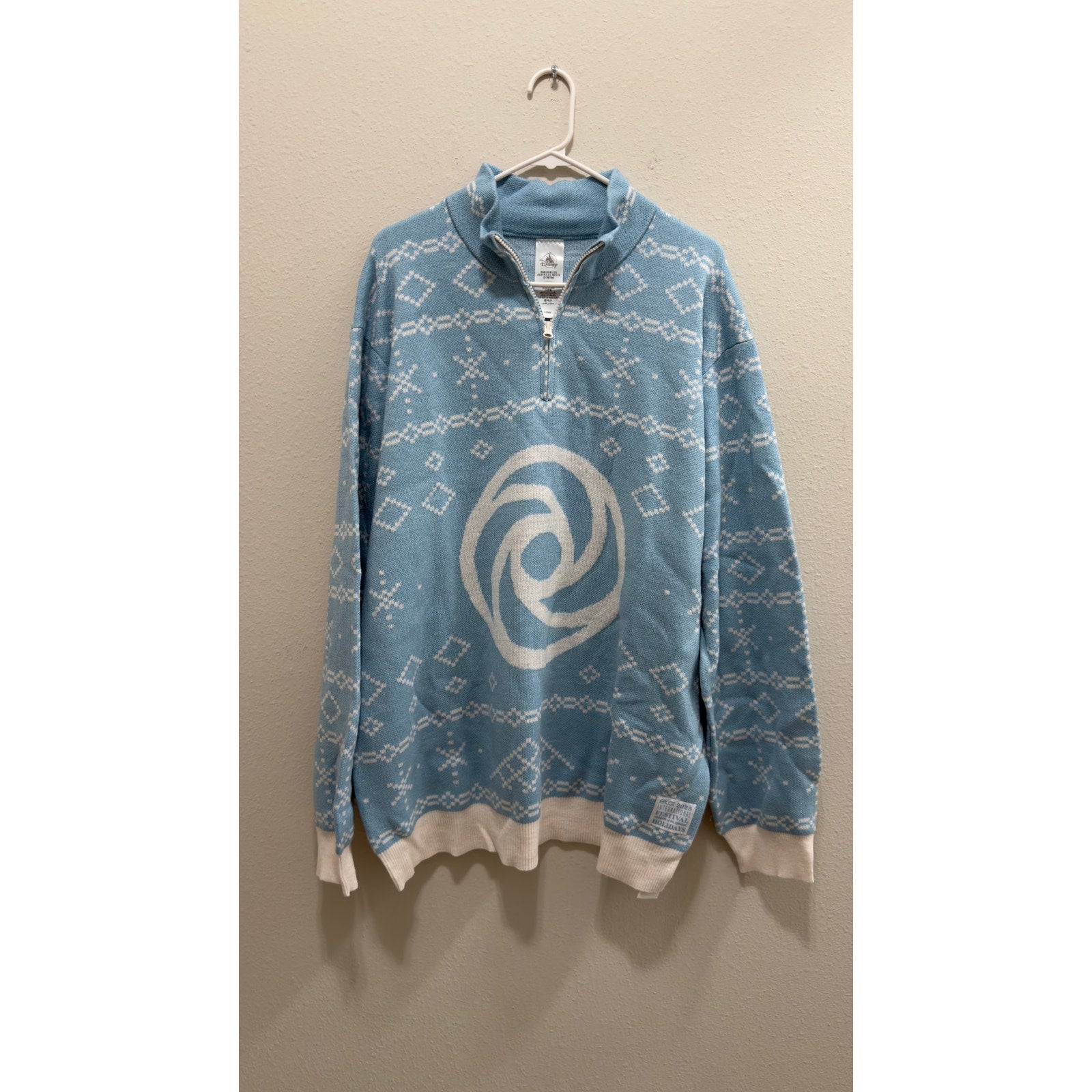 Disney Epcot Festival of the Holidays 2025 Quarter-Zip Sweater Large NWT