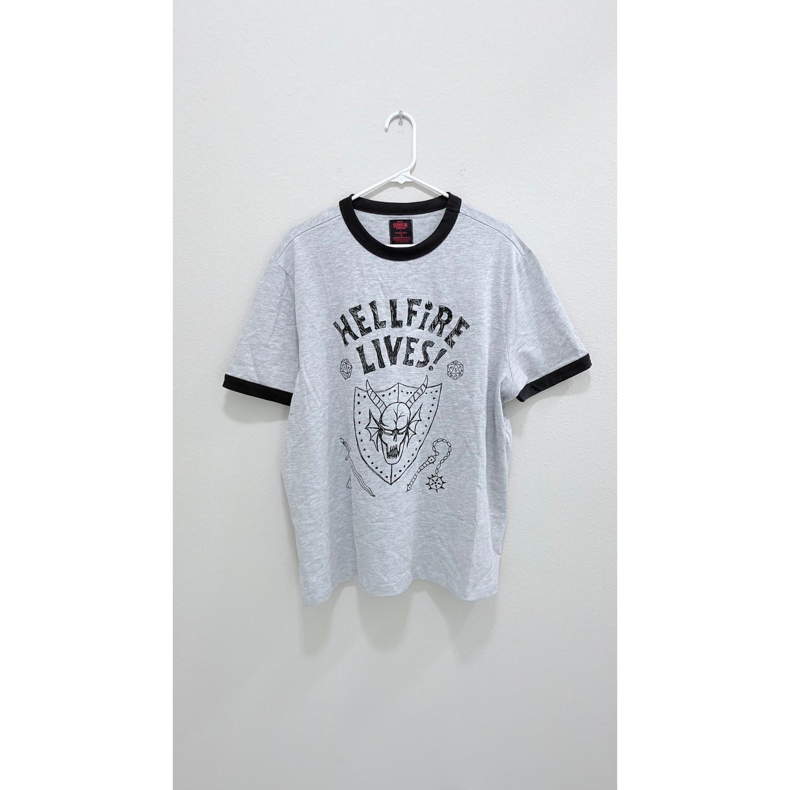 NWT Netflix Stranger Things x Primark "Hellfire Lives!" Ringer Tee - XL