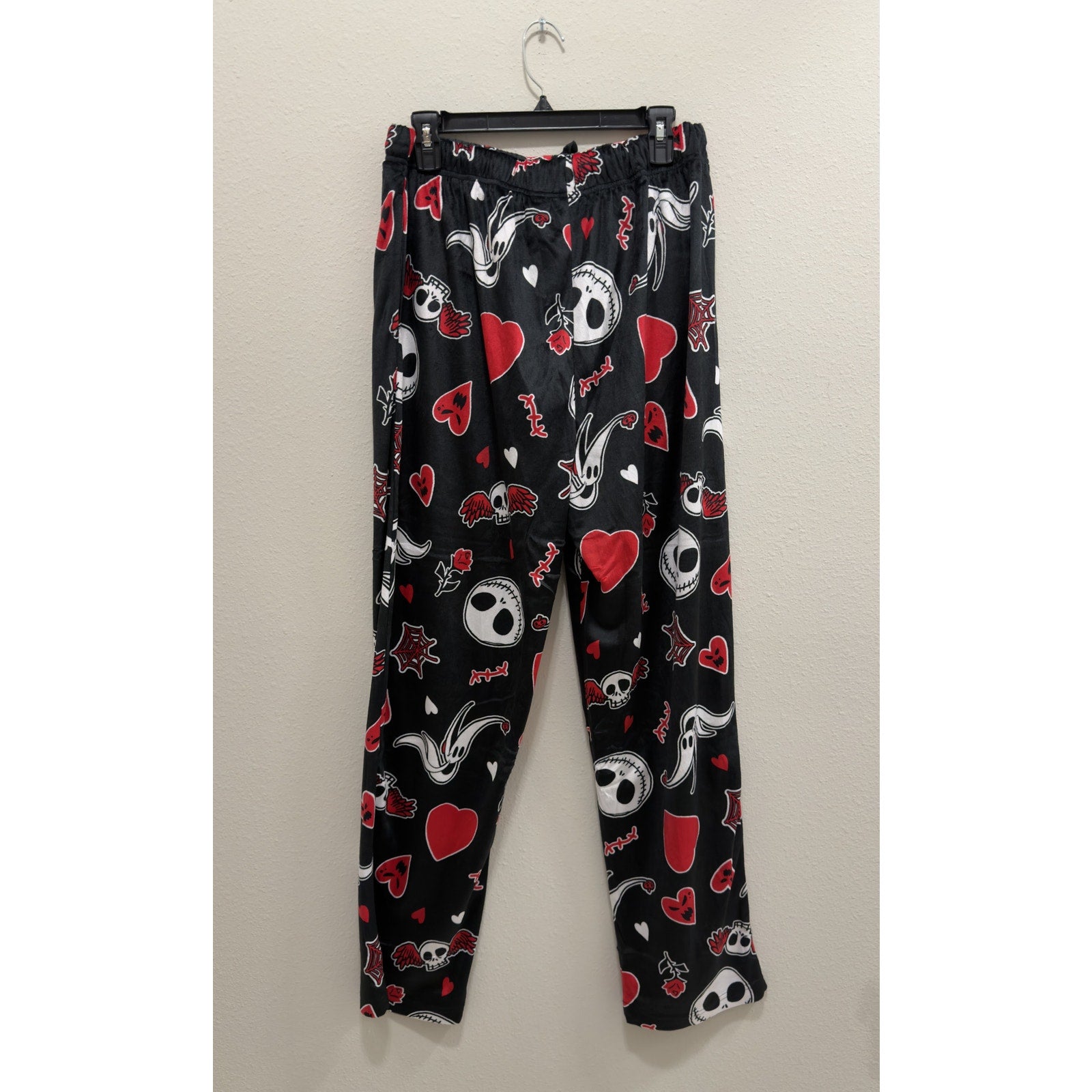 NWT Nightmare Before Christmas Men’s Valentine’s Day Sleep Pants – Large