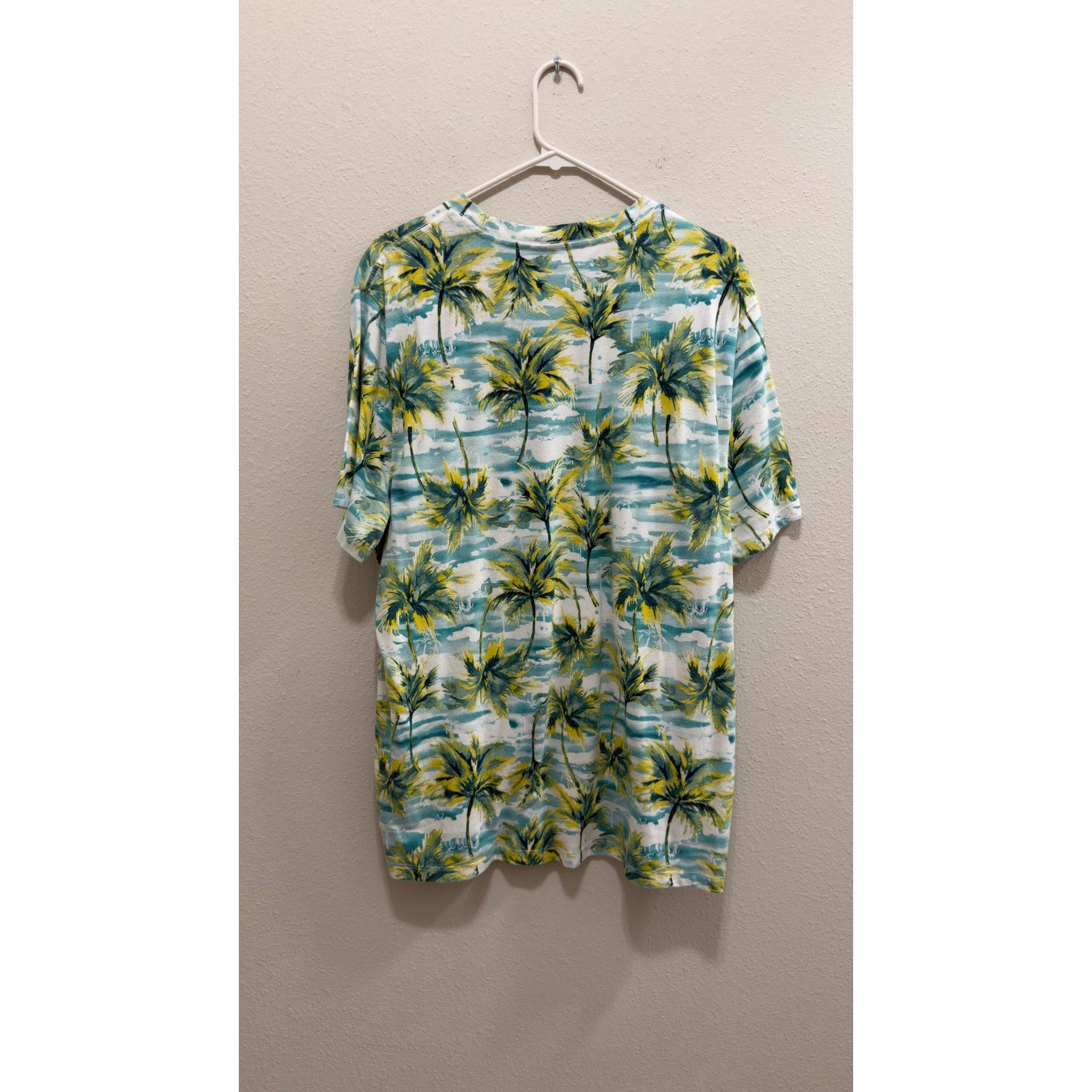 Old Navy Men's Palm Tree Tropical Soft Washed Crewneck T-Shirt Size XL