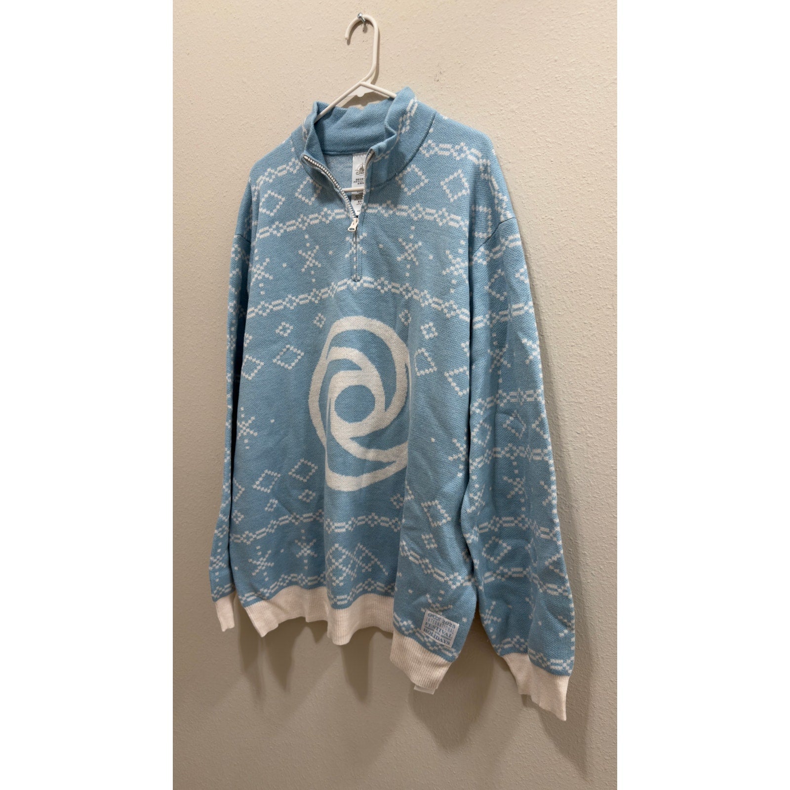 Disney Epcot Festival of the Holidays 2025 Quarter-Zip Sweater Large NWT