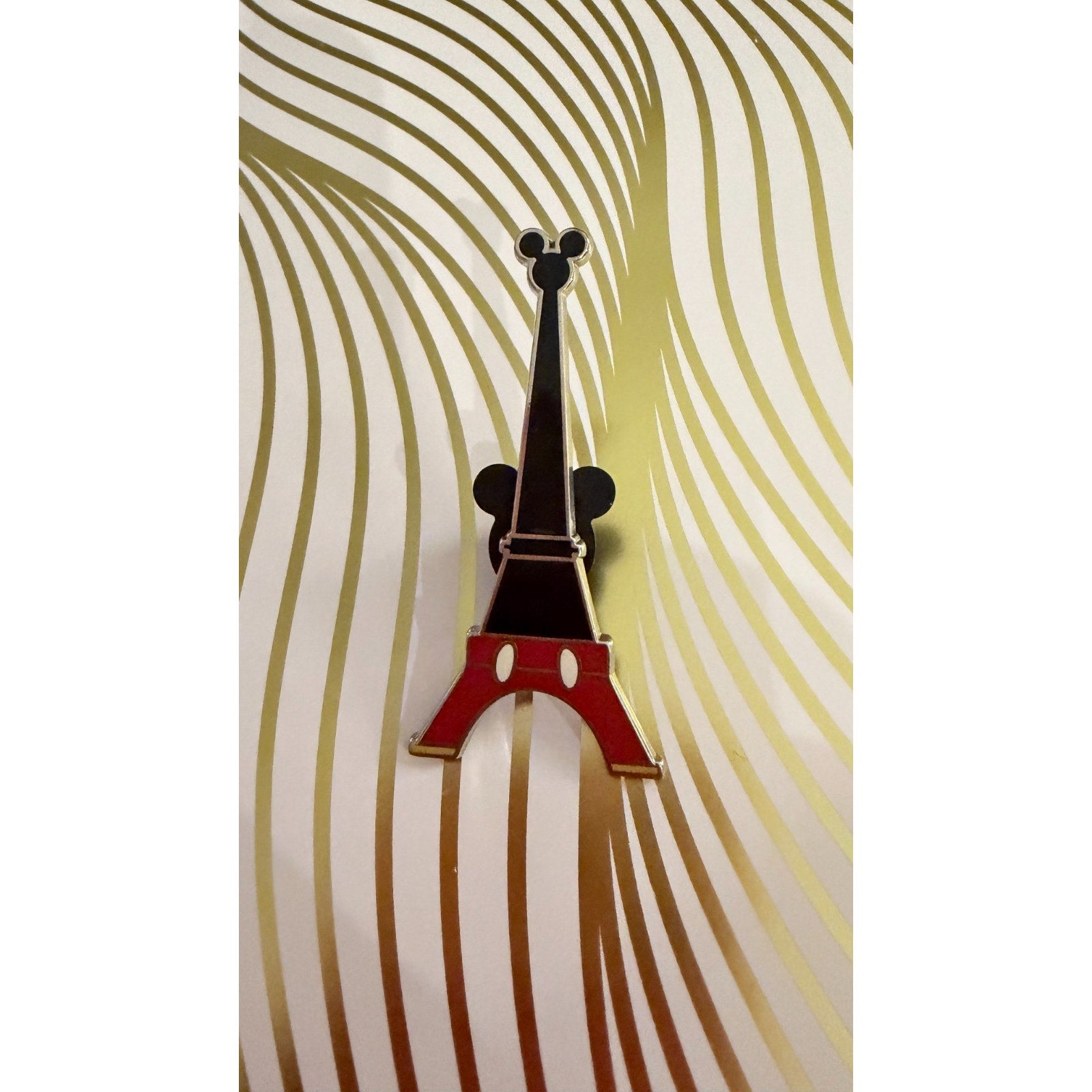 Disney Parks 2014 France Eiffel Tower Trading Pin