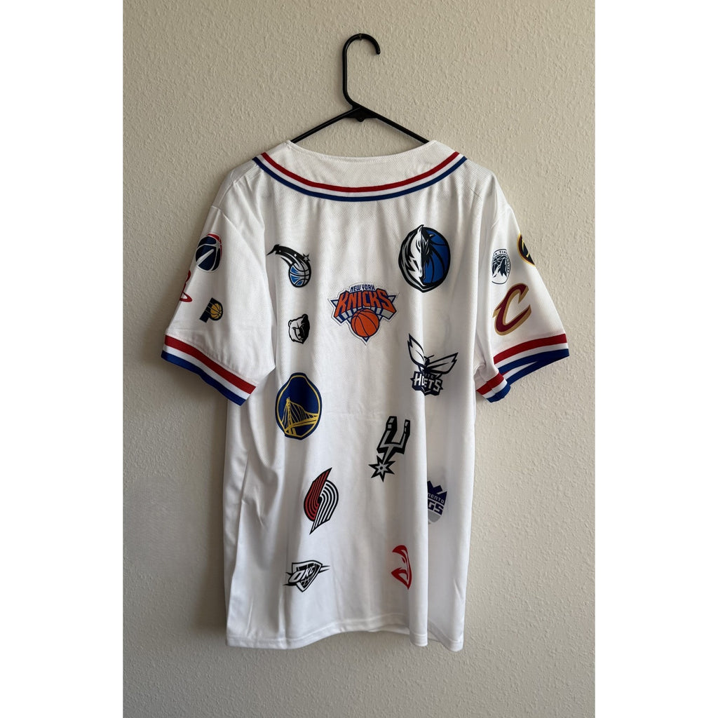NEW Aeropostale NBA Team Logos White Baseball Jersey Large