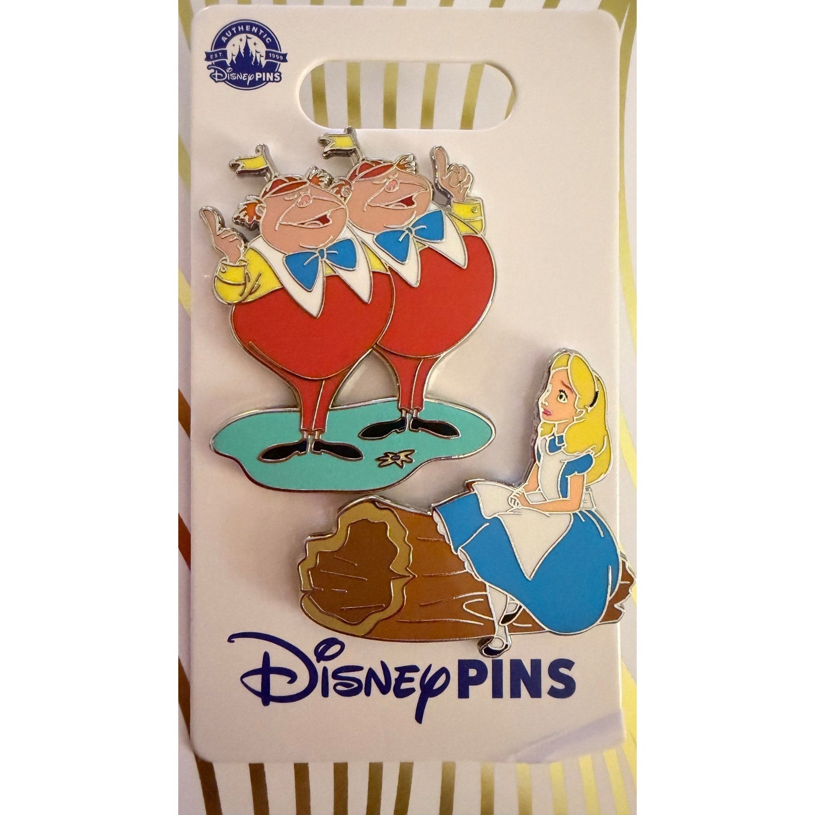 NEW Disney Parks 2024 Alice in Wonderland 2-Pin Set