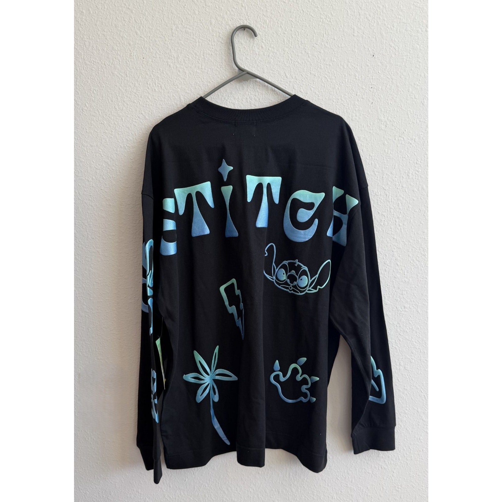 Disney Parks x Spirit Jersey Stitch 626 Adult Large NWT
