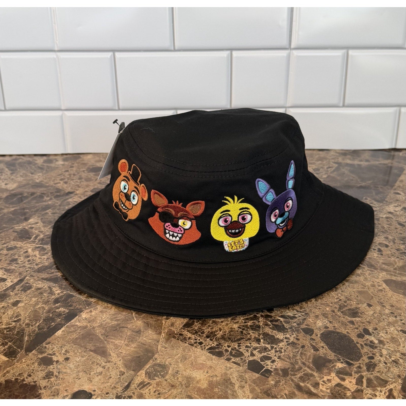 Universal HHN 2025 Five Nights at Freddy’s Reversible Bucket Hat NWT