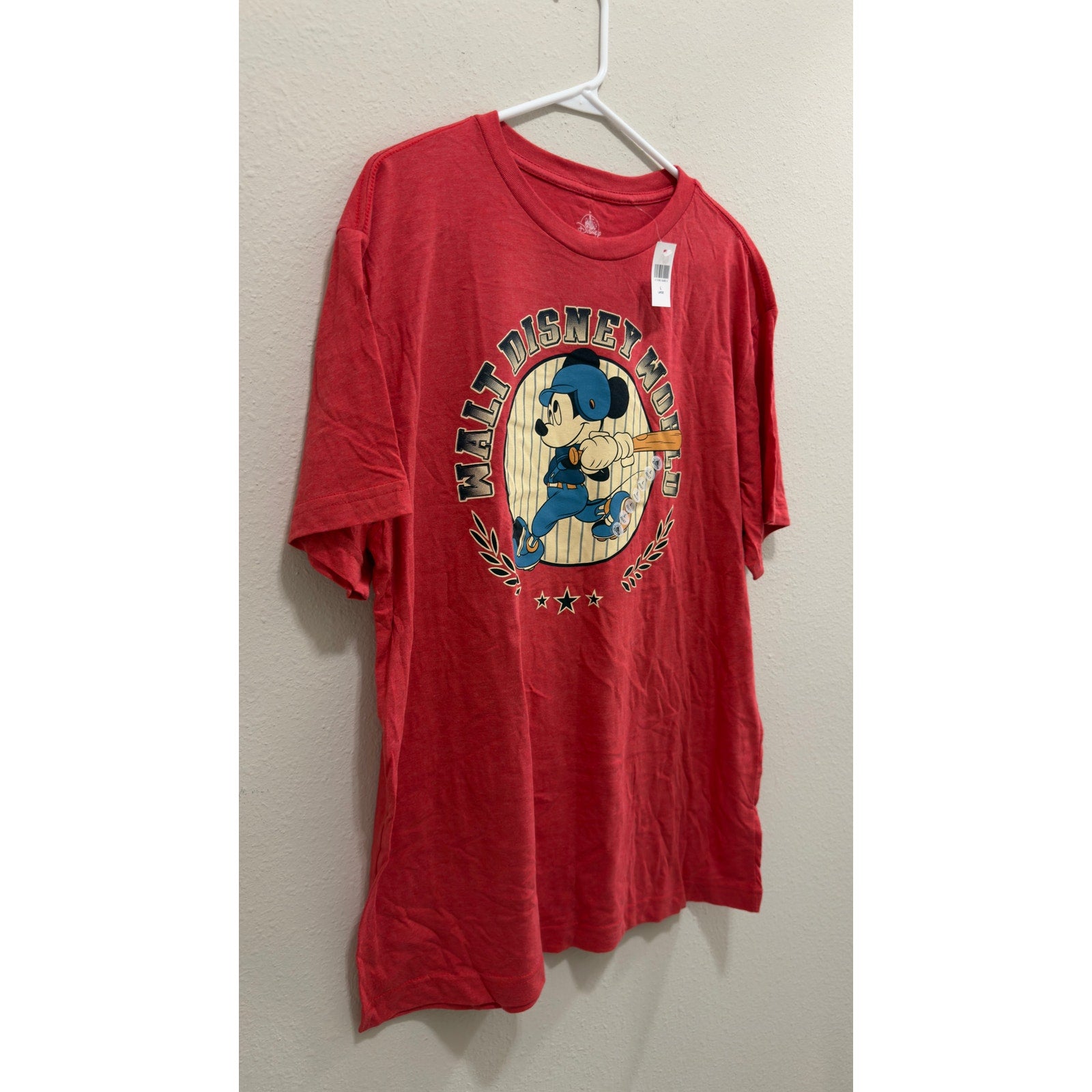 Walt Disney World Mickey Mouse Baseball Player Graphic Tee Shirt Large NWT